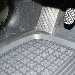 Nissan Navara 2005-2010 Gumové autokoberce 28mm