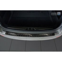Ochranná lišta hrany kufru - Škoda Superb II Combi r.v. 2013-2015, černá leštěná