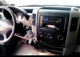 1DIN rádio pro autobusy s DVD/CD, 2x USB, SD, Bluetooth + HF, Mikrofon pro průvodce + prop