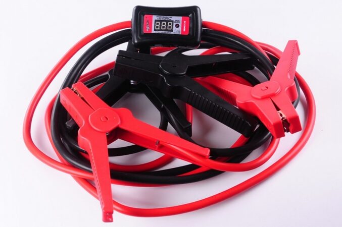 Startovací kabely 16mm 2 x 3m s voltmetrem a indikací polarity
