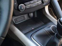 Qi indukční INBAY nabíječka telefonů Renault Kadjar 2015-2018