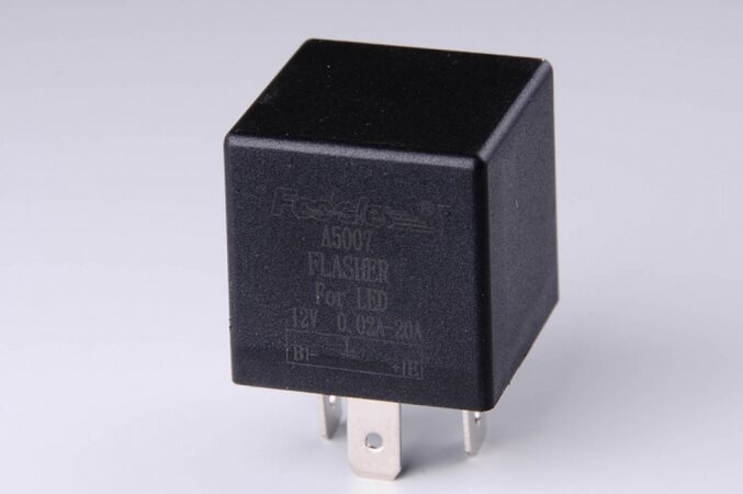 Přerušovač LED směrových světel 12V/24V CF14