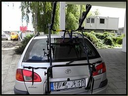 Nosič 3 jízdních kol na zadní část vozu - PERUZZO HI-BIKE Fe, černý