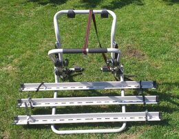 Nosič 3 jízdních kol na zadní část vozu - PERUZZO Padova FE, stříbrný