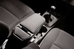 Loketní opěrka Armster 2 Citroën C3 Picasso r.v. 2009-