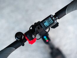 Elektrická koloběžka LAMAX E-Scooter S5000