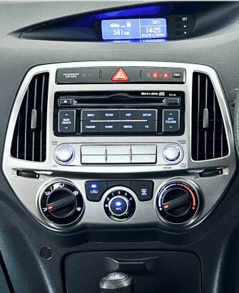2DIN redukce pro Hyundai i20 03/2012-2014 stříbrná