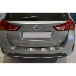 Ochranná lišta hrany kufru - Toyota Auris II Combi Touring Sports r.v. 2013-2015
